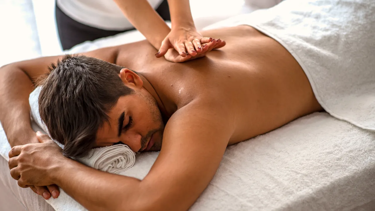 Lomi-Lomi massage